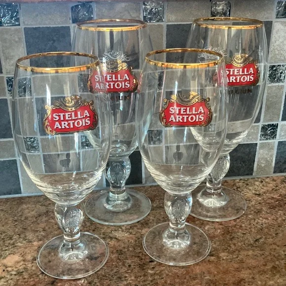 Bundle of Four Stella Artois Beer Glasses - Picture 1 of 7